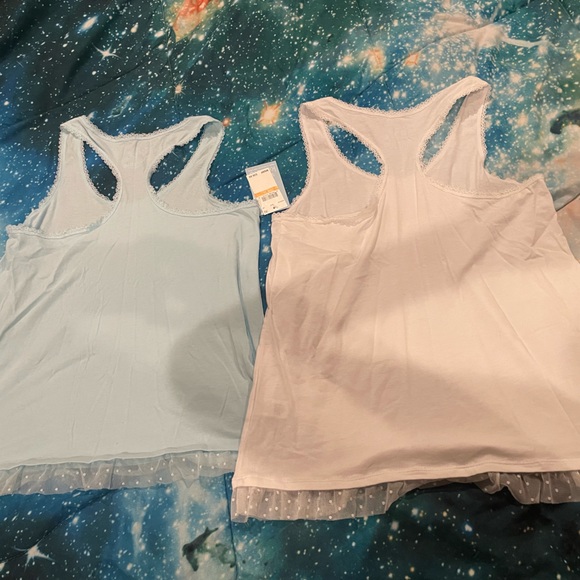 Bundle of 2 Kensie Lace Trimmed Bridal Tank Tops - Picture 4 of 10